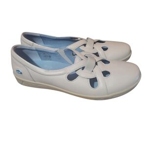Cloud Footwear Slip On White Mary Jane Style Shoes Size 40 (US 8.5-9)